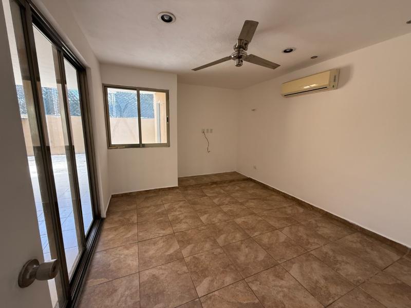 Venta de Casa sobre avenida fracc Las Américas