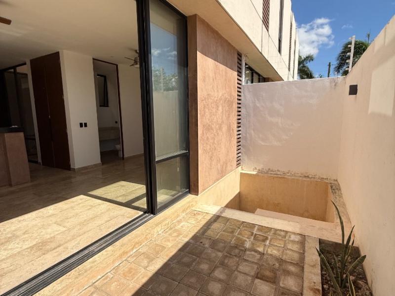 VENTA DE TOWNHOUSE KOBA # 5 TEMOZON