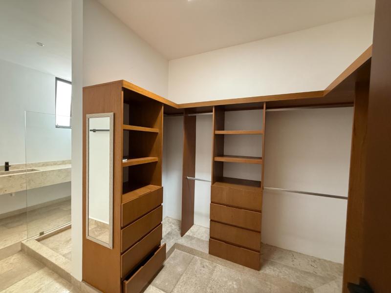 VENTA DE TOWNHOUSE KOBA # 5 TEMOZON