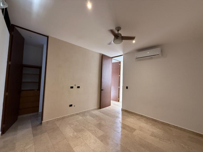 VENTA DE TOWNHOUSE KOBA # 5 TEMOZON