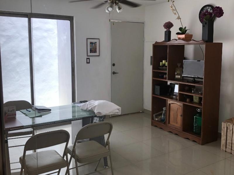Venta de sala de fiestas sobre avenida, Caucel.